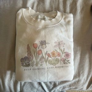 Soft American Eagle sweater